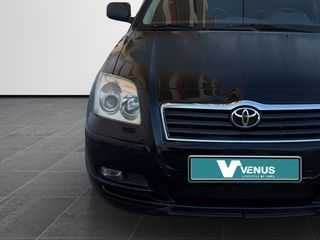 Toyota Avensis 2003 D4D-thumb-8