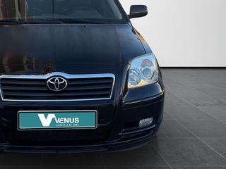 Toyota Avensis 2003 D4D-thumb-9