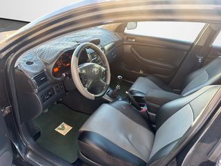Toyota Avensis 2003 D4D-thumb-10