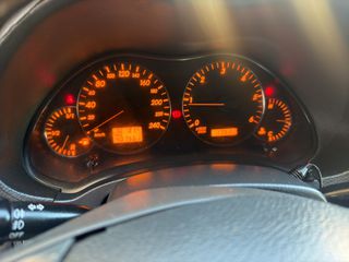 Toyota Avensis 2003 D4D-thumb-12