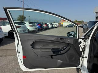 Ford Fiesta 2016 1.5 TDCi EURO6 VAN-thumb-29