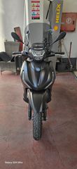Piaggio Beverly 300 2023-thumb-1