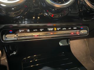 Mercedes-Benz A 180 2021 AMG LINE - ΔΟΣΕΙΣ ΧΩΡΙΣ ΤΡΑΠΕΖΕΣ-thumb-38