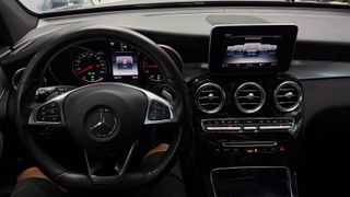 Mercedes-Benz GLC 250 2019 4MATIC Amg line-thumb-7