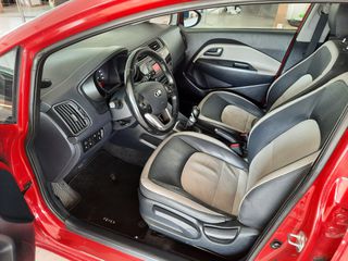 Kia Rio 2015-thumb-13