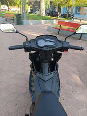 Malaguti Spectre GP 125 2023-thumb-1