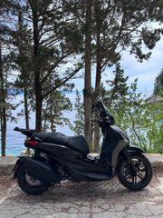 Piaggio Beverly 400 2024 HPE DEEP BLACK-thumb-10