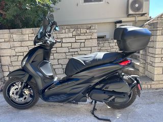 Piaggio Beverly 400 2024 HPE DEEP BLACK-thumb-13