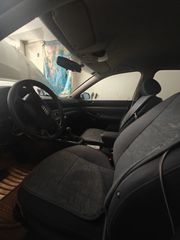 Audi A4 1999-thumb-4