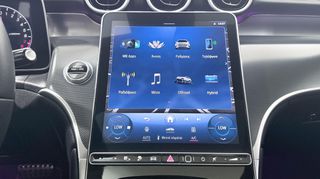 Mercedes-Benz GLC 300 2023 e PLUG-IN 4MATIC AMG LINE SUN. PANORAMA/AUTOBESIKOS-thumb-53