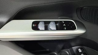 Mercedes-Benz GLC 300 2023 e PLUG-IN 4MATIC AMG LINE SUN. PANORAMA/AUTOBESIKOS-thumb-22