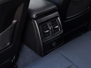 Bmw 116 2012 (116i 5-doors)-thumb-21