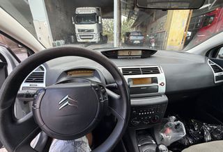 Citroen C4 2006-thumb-11