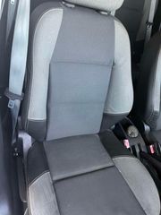 Peugeot 207 2011-thumb-10
