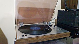 Πικάπ AKAI AP-003 (1976)-thumb-1