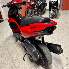 Gilera Runner 200 VXR 2005-thumb-4