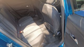Peugeot 2008 2025 PURE TECH `ALLURE  l~cockpit FULL EXTRA-thumb-15