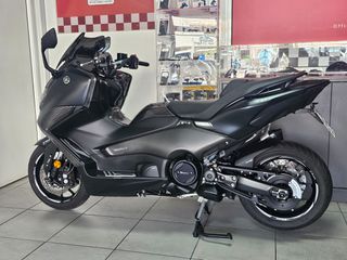 Yamaha T-MAX 560 2023 FULL EXTRAS-thumb-5