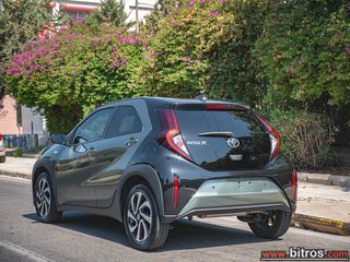 Toyota Aygo (X) 2024 CROSS BITONE AΥΤΟΜΑΤΟ +CLIMA +ΖΑΝΤΕΣ  1o XEΡI IΔΙΩΤH!!!-thumb-9