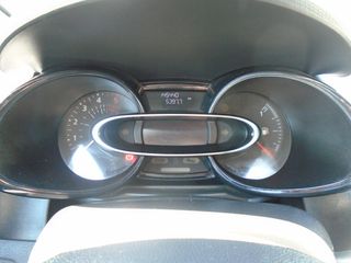 Renault Clio 2018-thumb-12