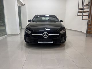 Mercedes-Benz A 180 2021 7G-DCT STYLE