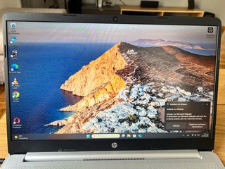 HPLAPTOP-thumb-2