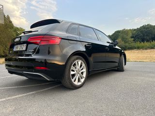 Audi A3 2017 E-tron-thumb-7