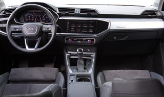 Audi Q3 2023 35 TFSI ADVANCED S TRONIC-thumb-2