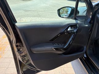 Peugeot 2008 2019 1.5 100HP STYLE-thumb-12