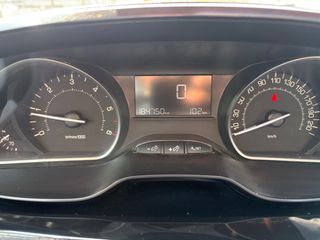 Peugeot 2008 2019 1.5 100HP STYLE-thumb-20