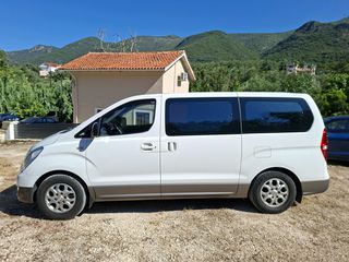 Hyundai H-1 Starex 2016