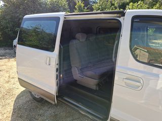 Hyundai H-1 Starex 2016-thumb-1