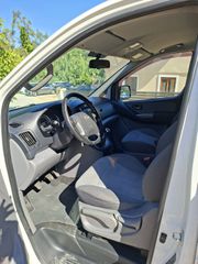 Hyundai H-1 Starex 2016-thumb-6