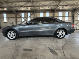 Mercedes-Benz E 200 2007 avantgarde