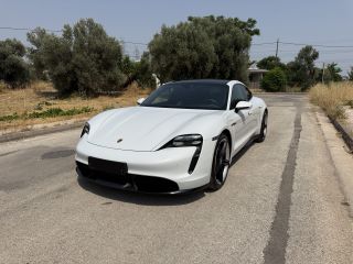 Porsche Taycan 2020 TURBO !!!