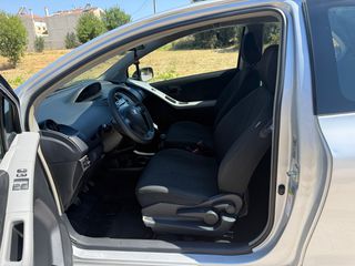 Toyota Yaris 2010 ΓΡΑΜΜΑΤΙΑ ΧΩΡΙΣ ΤΡΑΠΕΖΕΣ !!! 1.0 !!!-thumb-5