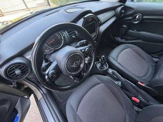 Mini Cooper D 2019-thumb-12