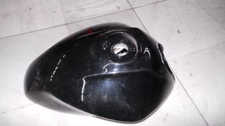 HONDA CB 600 HORNET 2001 2005 ΡΕΖΕΡΒΟΥΑΡ ΝΤΕΠΟΖΙΤΟ ΒΕΝΖΙΝΗΣ ΣΕ ΠΟΛΥ ΚΑΛΗ ΚΑΤΑΣΤΑΣΗ ΜΕΤΑΧΕΙΡΙΣΜΕΝΟ