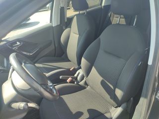 Peugeot 208 2017 STYLE-thumb-32