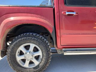 Isuzu D-Max 2008 turbo diesel intercooler-thumb-6