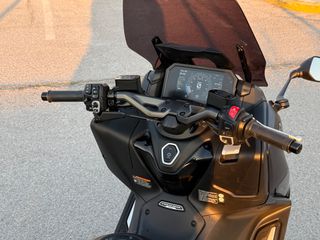Yamaha TMAX 560 Tech Max 2024 tech max-thumb-18