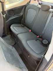 Hyundai i 20 2011-thumb-5