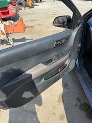 Hyundai i 20 2011-thumb-6