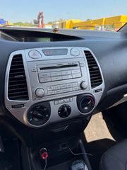 Hyundai i 20 2011-thumb-7