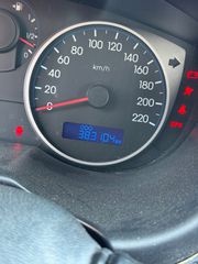 Hyundai i 20 2011-thumb-8