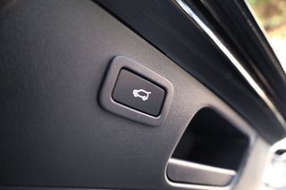 Jaguar E-Pace 2021 P300e Plug-in Hybrid 309ΗP R-Dynamic SE AWD-thumb-18