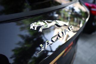 Jaguar E-Pace 2021 P300e Plug-in Hybrid 309ΗP R-Dynamic SE AWD-thumb-9
