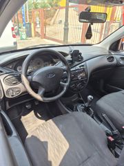 Ford Focus 2003 1.6 zetec-thumb-4