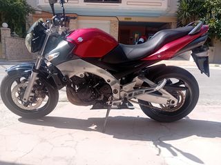 Suzuki GSR 600 2009