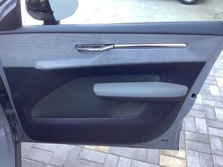 Volvo EX30 2024-thumb-19